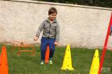 20190926215240_5G6H1946: Foto: Děti ve Žlebech si užívaly nové herní prvky na hřišti i „Šmoulí olympiádu“!