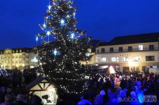 První prosincovou neděli se rozzáří vánoční strom na čáslavském Žižkově náměstí