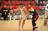 20191106220106_5G6H6353: Basketbalový svátek v Kutné Hoře: K pohárovému zápasu dorazilo extraligové Brno!