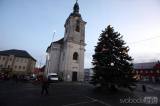 20191129175615_5G6H4619: Foto: Do Uhlířských Janovic dorazily Vánoce, strom rozsvítili už v pátek!