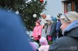 20191201223154_DSC_0551: Foto: V Tupadlech rozsvítili vánoční strom na první adventní neděli