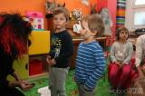 20191203121800_5G6H8153: Foto: Za dětmi v kutnohorských školkách v úterý zavítal Mikuláš s čerty i andělem