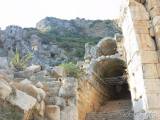 20191205215006_20191205157: Myra - skalní hroby - Z Čáslavi do Malé Asie za svatým Mikulášem