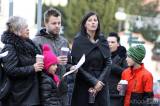 20191224150431_IMG_6515:  Kutnohoráci si na Štědrý den zazpívali koledy na náměstí „u piana“