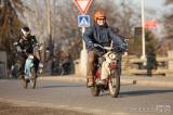 20200101153511_5G6H9407: Foto: Motorkáři z Čáslavi vyrazili do roku 2020 na mopedech