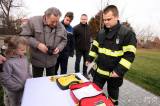 20200113163225_5G6H1756: Dobrovolní hasiči ve Vrdech zařadili do svého vybavení nový defibrilátor