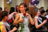 20200208230520_5G6H1810: Foto: Budoucí pedagogové tančili na maturitním plese v pohádkovém stylu