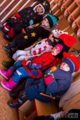 20200213214504_IMG_1795: Foto: Děti z Mateřské školy Žleby připravily na čtvrtek masopustní průvod obcí