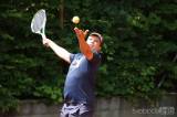 20200628012326_5G6H4626: Foto: V devátém ročníku tenisového turnaje „Roztěž open“ zvítězil Michal Janoušek!