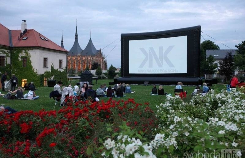 Kino na kolečkách přiveze do GASKu film Případ mrtvého nebožtíka