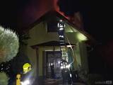 20200721083828_4: Noční požár rodinného domu v Čáslavi hasily čtyři jednotky