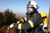 5G6H1389: Foto: Na rozhlednu Vysoká se vypravil rekordní počet dobrovolných hasičů!