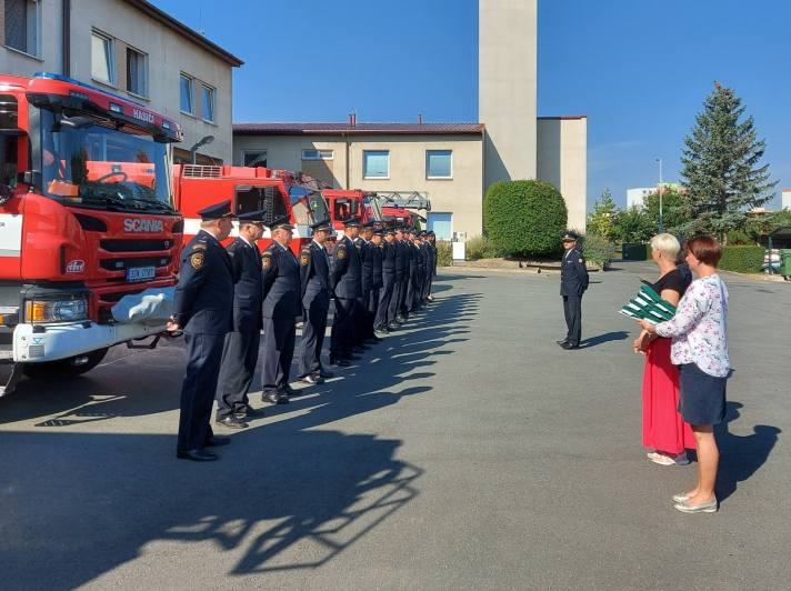 Kolínští hasiči převzali medaile Za věrnost II. a III. stupně