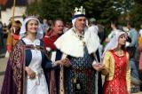 20200920015809_5G6H1341: Foto: Kutnou Horu navštívila devatenáctičlenná družina králů!