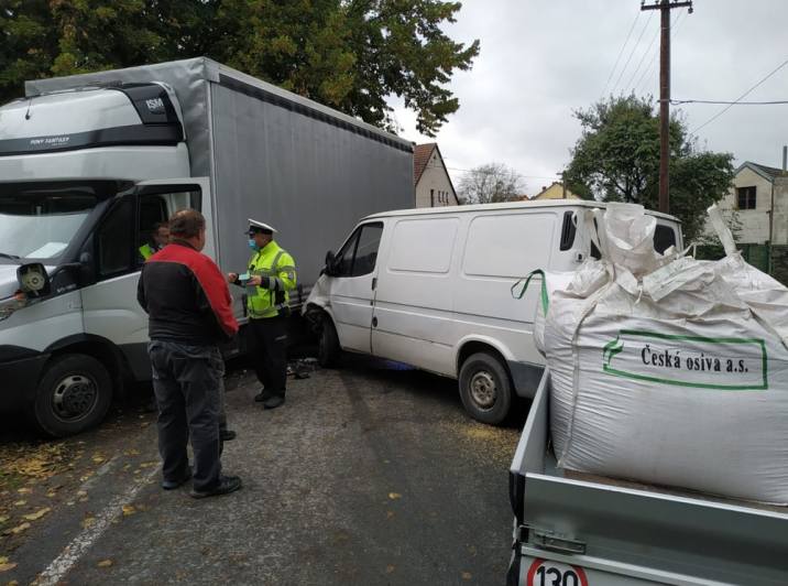 Dopravní policisté vyšetřovali nehodu v obci Krupá