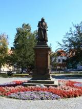 20201122171321_zizka484: Myslbekův pomník Jana Žižky - Tzv. čáslavská kalva byla objevena před 110 lety