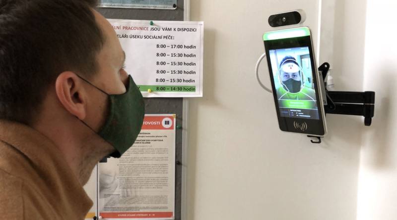 Kutnohorské seniory chrání termokamera od Foxconnu