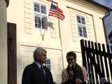 20210118164248_king_331: velvyslanec USA Stephen King v Malešově - Kutnohorsko se loučí s americkým velvyslancem Stephenem Kingem
