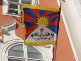 20210310210514_DSCN7260: Tibetská vlajka zavlála také nad čáslavskou radnicí