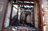 20210430115948_5G6H8460: Dům v Březí zachvátil v noci požár, po příčině pátrají vyšetřovatelé