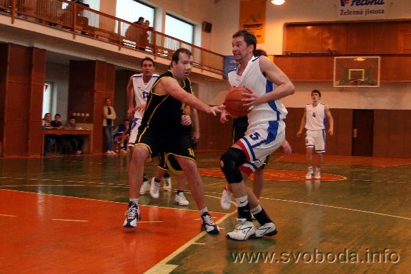 Basketbalisté Sokola Kutná Hora utrpěli další dvě prohry, tentokrát v Mělníce a Kralupech