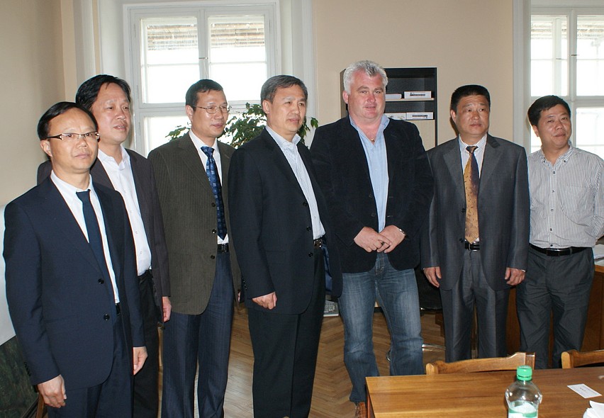Čínská delegace ocenila přístup čáslavské radnice k bytové výstavbě 