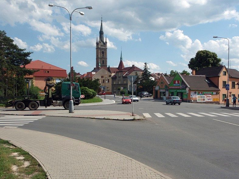V Čáslavi uzavřou křižovatku „Ostrý roh“, podívejte se v předstihu na objízdné trasy