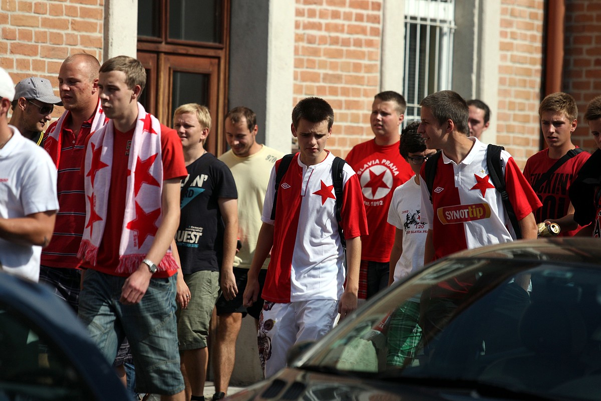 Výsledek zápasu Kutná Hora - Slavia: Šest přestupků a podezření ze dvou trestných činů
