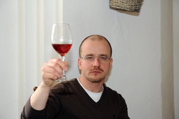 Kutnohorští vinaři koštovali mladá vína z panenkých sklizní vinařských tratí