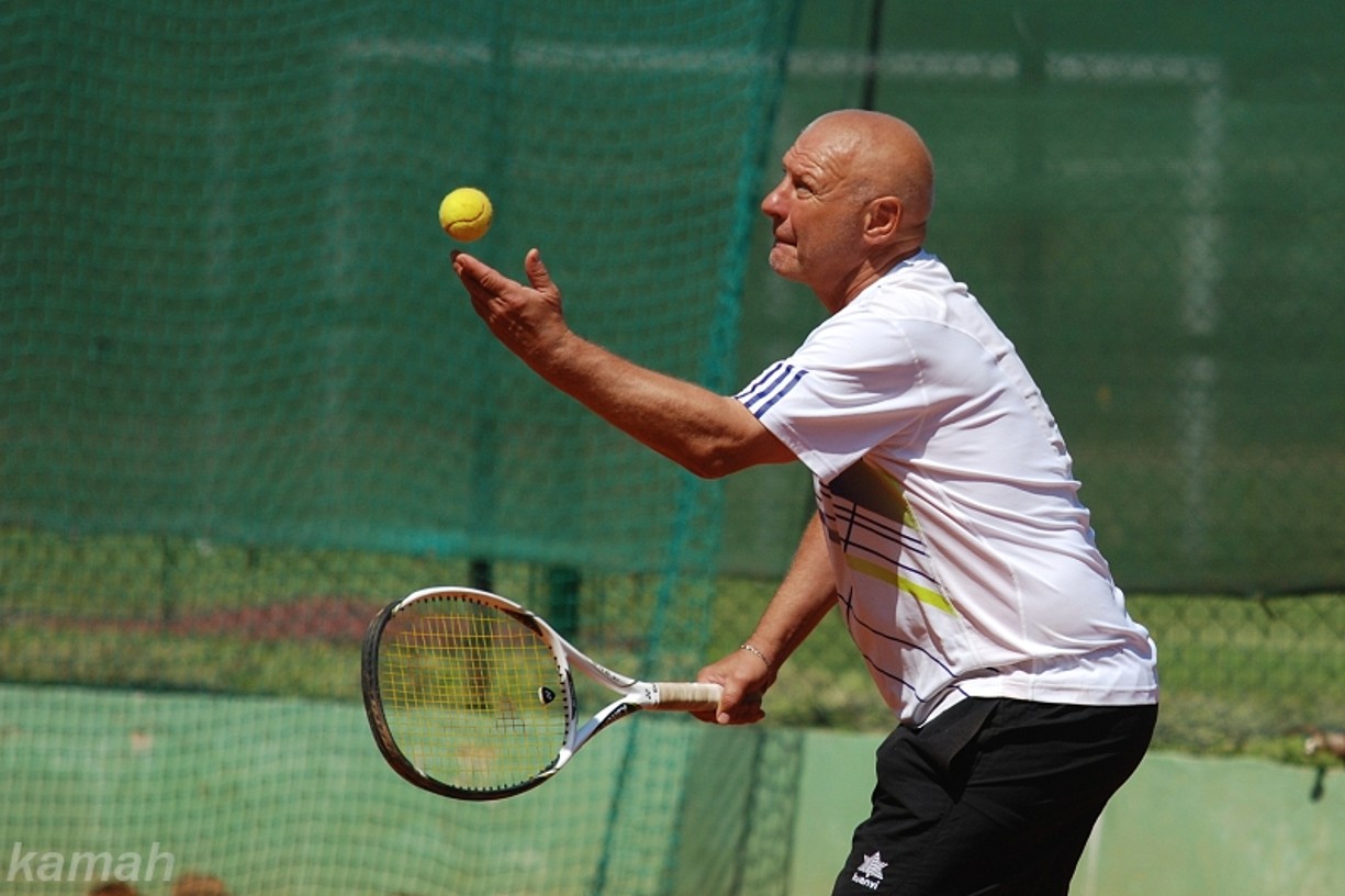 Foto: Tenisovému turnaji osobností v Čáslavi přálo počasí, dorazil i Pavel Richter