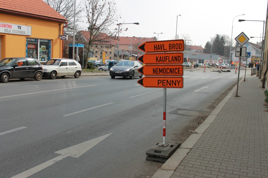 V Čáslavi zahájili rekonstrukci jedné z hlavních dopravních tepen – ulice Jeníkovská