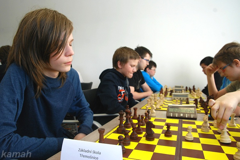 Foto: V Hotelu Kraskov bojují šachisté z šestých až devátých tříd základních škol