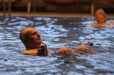 5G6H0546: Foto: V kutnohorském bazénu pod vedením Karly Fialové utužili fyzickou kondici