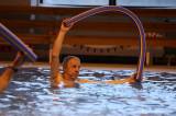 5G6H0555: Foto: V kutnohorském bazénu pod vedením Karly Fialové utužili fyzickou kondici