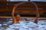 5G6H0559: Foto: V kutnohorském bazénu pod vedením Karly Fialové utužili fyzickou kondici