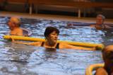 5G6H0594: Foto: V kutnohorském bazénu pod vedením Karly Fialové utužili fyzickou kondici