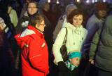 IMG_1320: Video: V Čáslavi rozsvítili vánoční strom, na náměstí dorazily stovky lidí