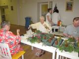 IMG_0399: S vánoční výzdobou kutnohorské nemocnice pomáhá jak personál, tak pacienti