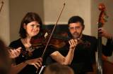 5G6H3812: Foto: Bouřlivý potlesk zakončil "Adventní koncert" Kutnohorského komorního orchestru
