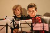 5G6H7183: Akordeonový soubor vystoupil s Vánočním koncertem v klášteru sv. Voršil