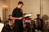 5G6H7195: Akordeonový soubor vystoupil s Vánočním koncertem v klášteru sv. Voršil