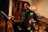 5G6H7235: Akordeonový soubor vystoupil s Vánočním koncertem v klášteru sv. Voršil