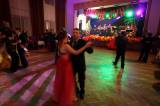 5G6H0614: Maturanti třídy C4B z Gymnázia Jiřího Ortena si v pátek užili svého plesu
