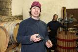 5G6H0457: Kutnohorští vinaři začali ručně lisovat letošní slámové víno