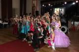 5G6H3659: Na maturitním plese třídy C4A Gymnázia Jiřího Ortena si studenti došli pro Oscary