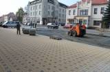 IMG_9864: Parkoviště před budovou Českých drah v Čáslavi již slouží veřejnosti