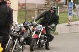 5G6H5105: Foto: Royal Riders zahájili motorkářskou sezonu mezi vločkami sněhu