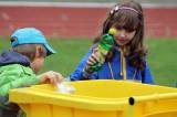 IMG_0823: Děti se při Ekodnu společnosti AVE CZ učily zábavnou formou třídit odpad