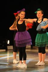 5G6H5386: Žáci Základní umělecké školy J.L. Dusíka v Čáslav tančili v úterý v Kolíně