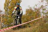 5G6H0932: Na kutnohorské cyklokrosové trati potřetí kraloval Vladimír Kyzivát